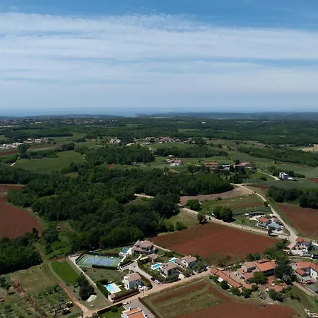 Emily Villa Vižinada